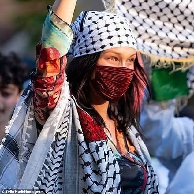 Der Aktivismus liegt in der Familie: Bella Hadid und ihre Familie unterstützen seit langem pro-palästinensische Anliegen.  Ihr Vater Muhammad verbrachte den größten Teil seiner Jugend als Flüchtling