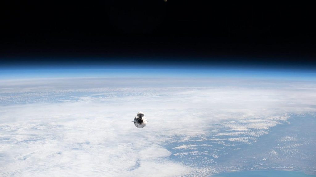Die Besatzung von Axiom Space ist nach einem langen Aufenthalt auf der Internationalen Raumstation in der Nähe von Florida verstreut