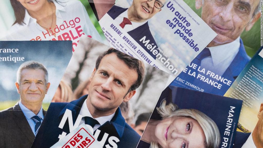 Wahlen in Frankreich: Die Wähler gehen im Rennen um die Präsidentschaft an die Urnen