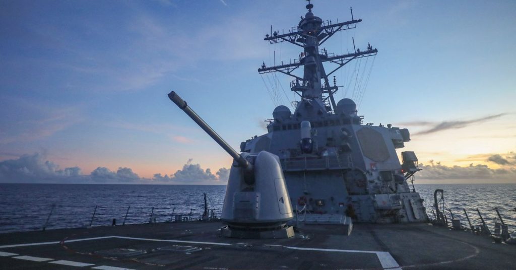 China sagt, es habe den US-Zerstörer, der in der Nähe der umstrittenen Inseln segelte, „entfernt“.