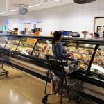 Die Inflation wirkt sich auf die Lebensmittelrechnungen in den USA aus, da die Lebensmittelpreise steigen