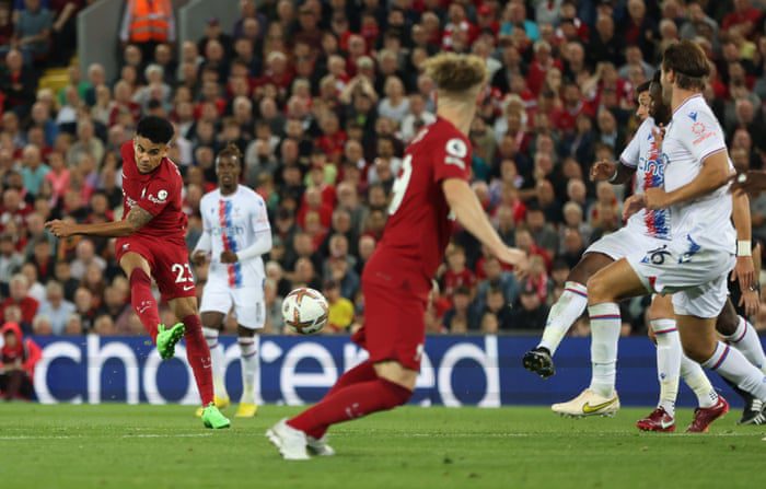 Luis Diaz erzielt Liverpools Tor, nachdem er fünf Spieler geschlagen hat.