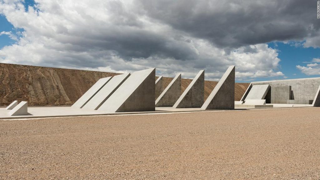 Das „City“ des Künstlers Michael Heizer wird nach 50 Jahren in der Wüste von Nevada eröffnet