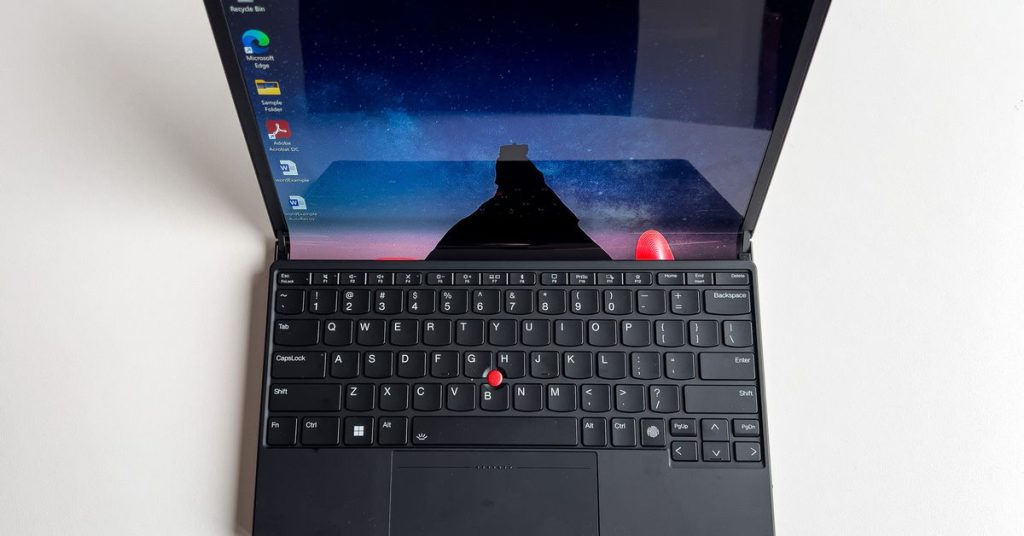 Lenovo ThinkPad X1 Fold (2. Generation) zum Anfassen