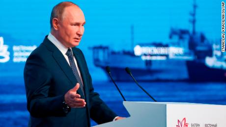 Putin behauptet, Russland habe bei Aktionen in der Ukraine nichts zu verlieren, da das Land nach wirtschaftlicher Hilfe im Osten Ausschau hält 