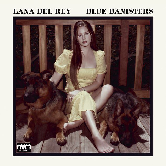 Erwartet: Sie arbeitet derzeit an ihrem neunten Studioalbum nach der letztjährigen Veröffentlichung namens Blue Banisters und hat ihre Fans aufgefordert, sich die Lecks nicht anzuhören, und wird schließlich bei ihrer nächsten Veröffentlichung belohnt.