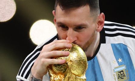 Lionel Messi nimmt die WM an.